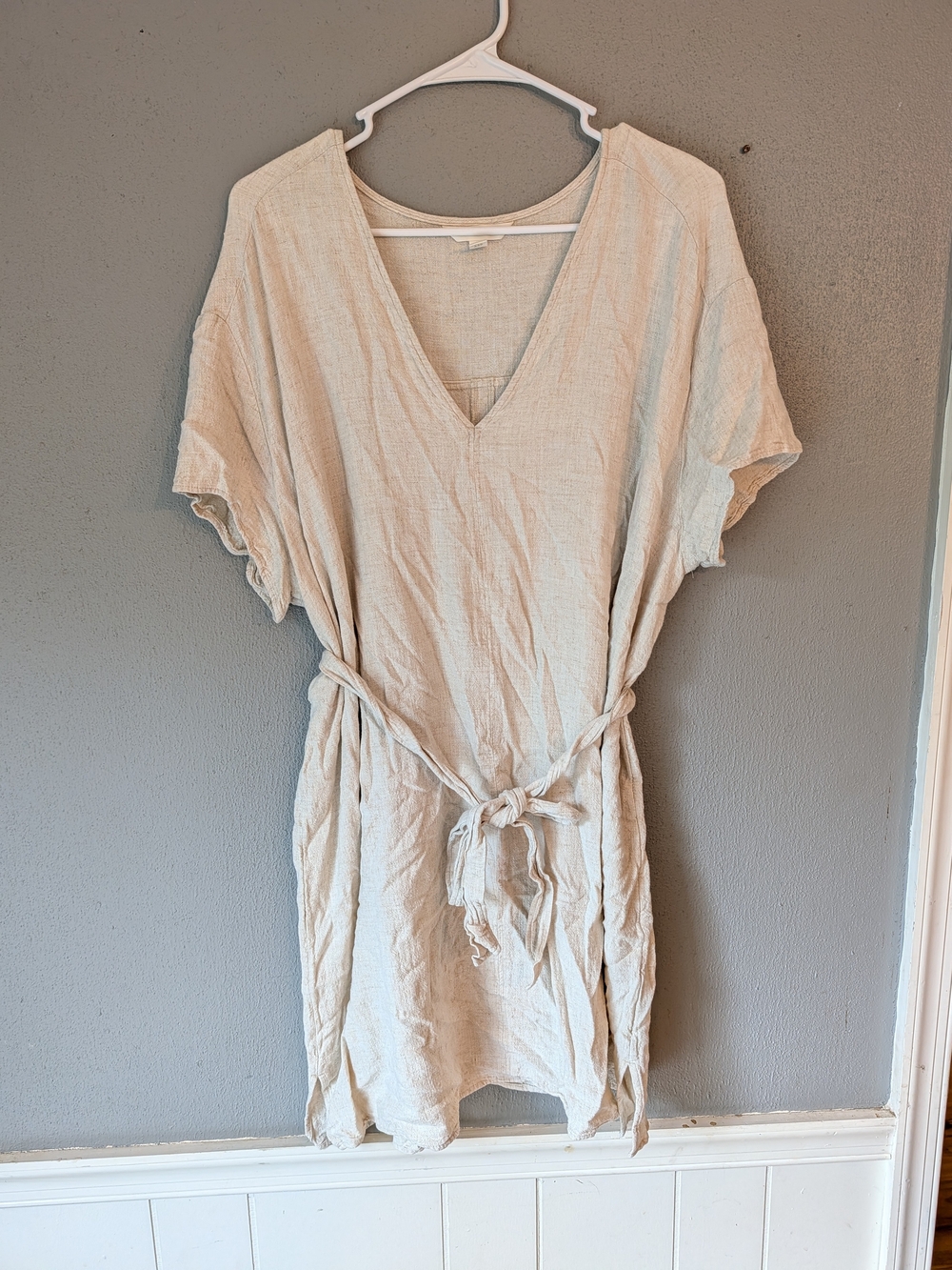 H&M Light Cream V-Neck Tie-Waist Tunic Dress